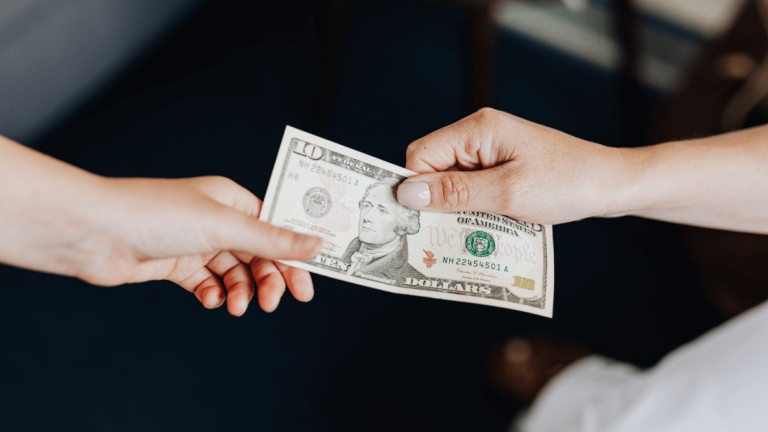how long does venmo take to go into your account
